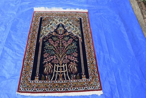 Beautiful hand knotted prayer - beautiful,